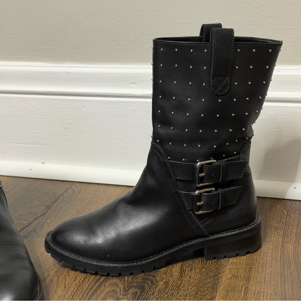Banana Republic leather Black Studded Women's Boots s/6 - Picture 2 of 7
